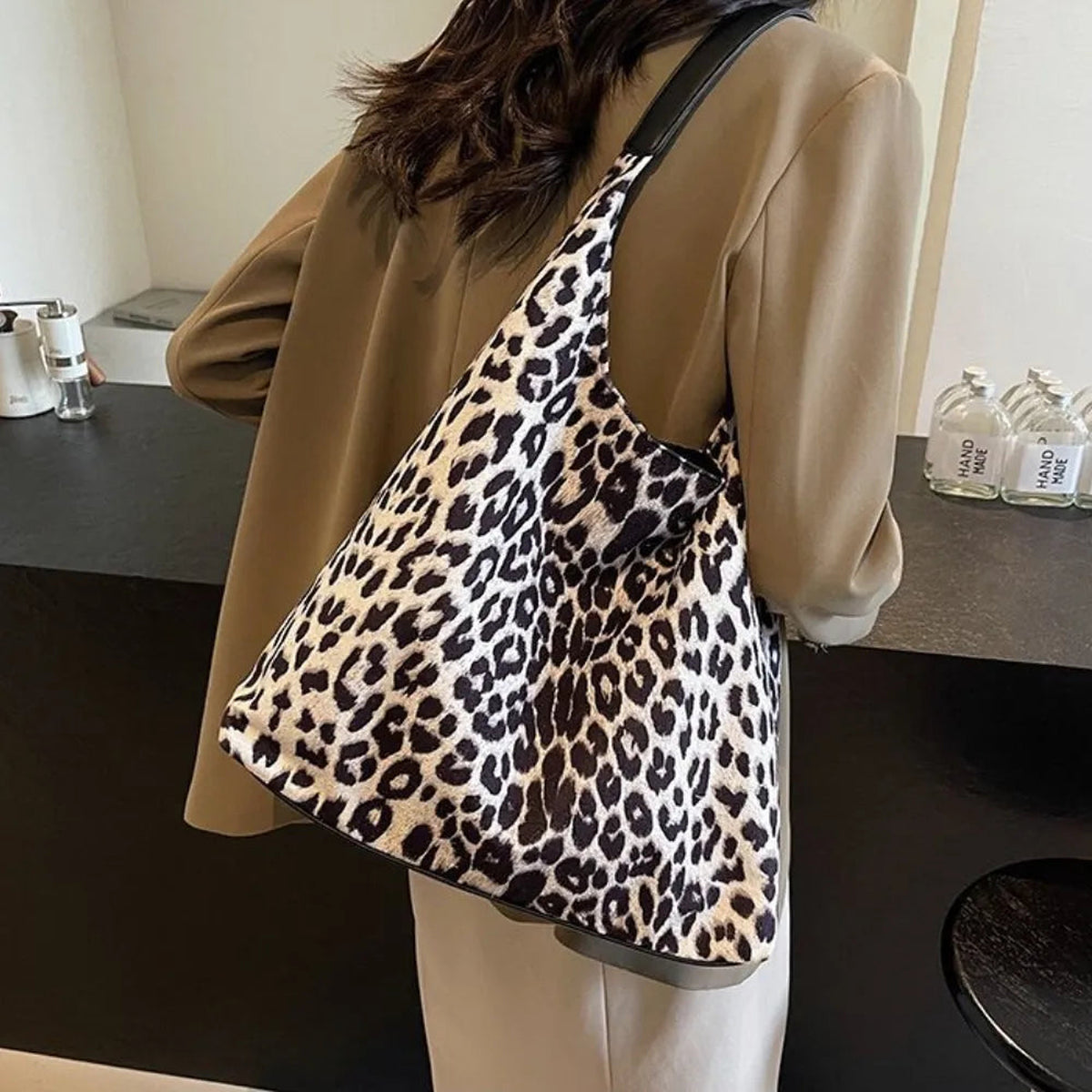 Nalia | Sac hobo en suédine vegan