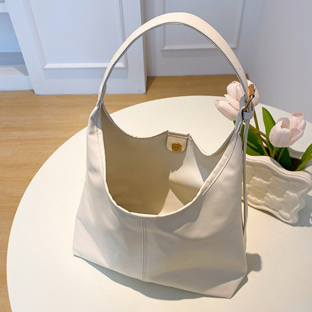 Naora | Sac hobo en cuir vegan