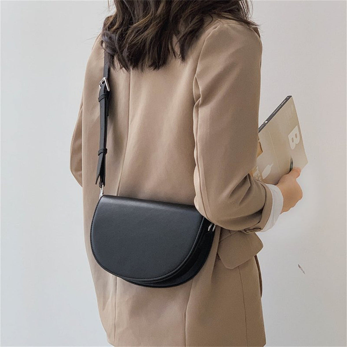 Virelle | Sac bandoulière demi-lune
