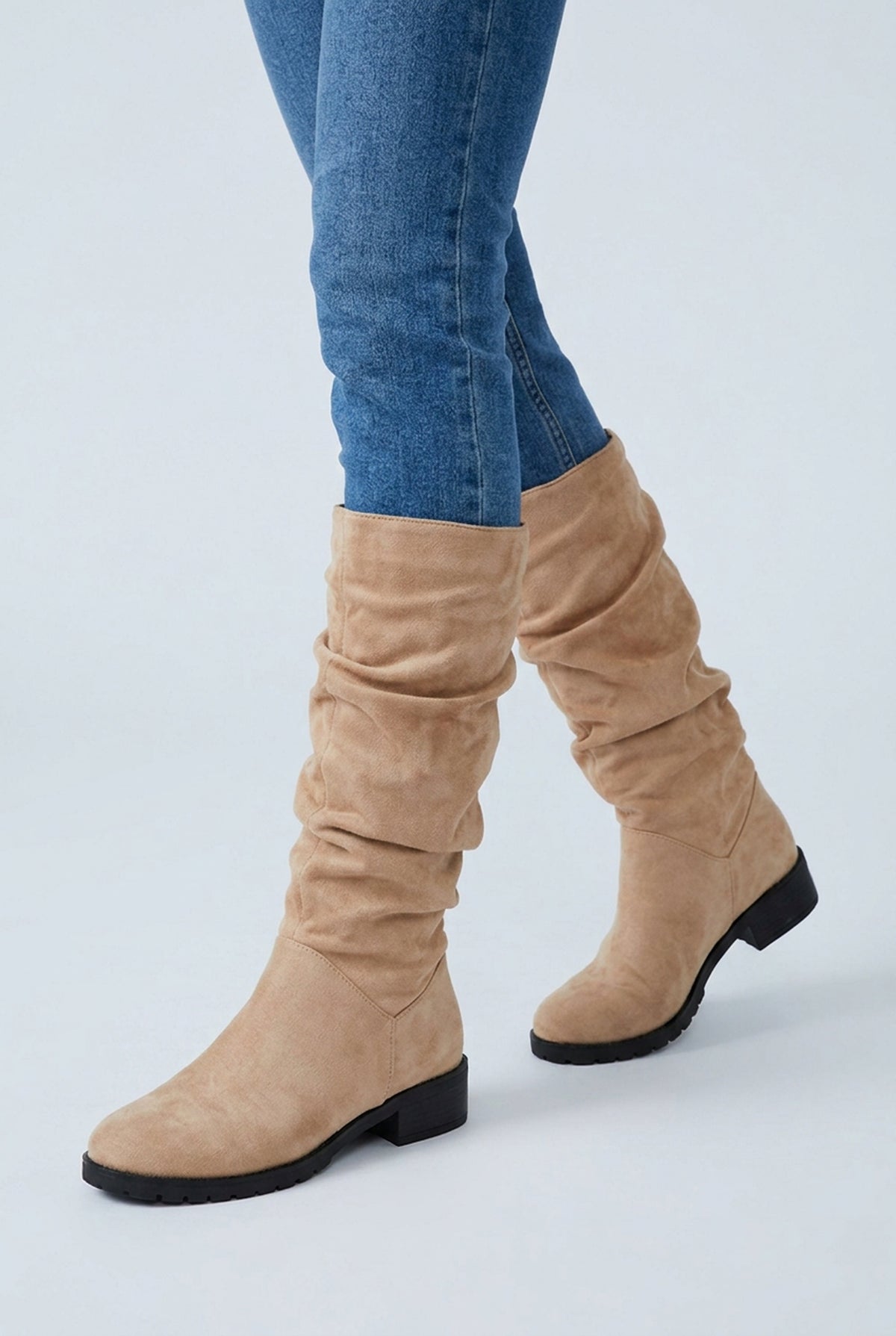 Bottes hautes effet daim à talon bas