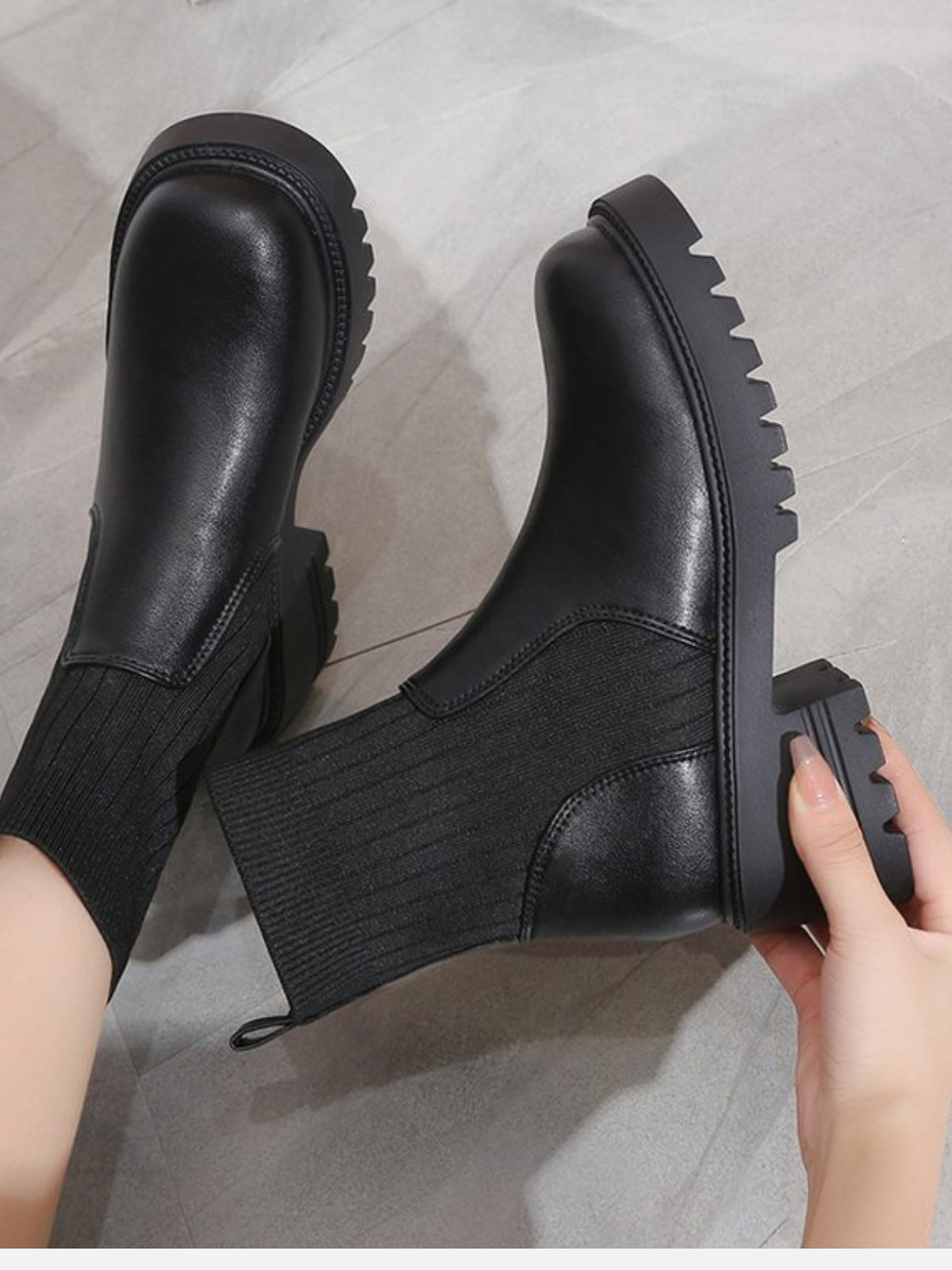 Bottines chaussettes à semelle crantée