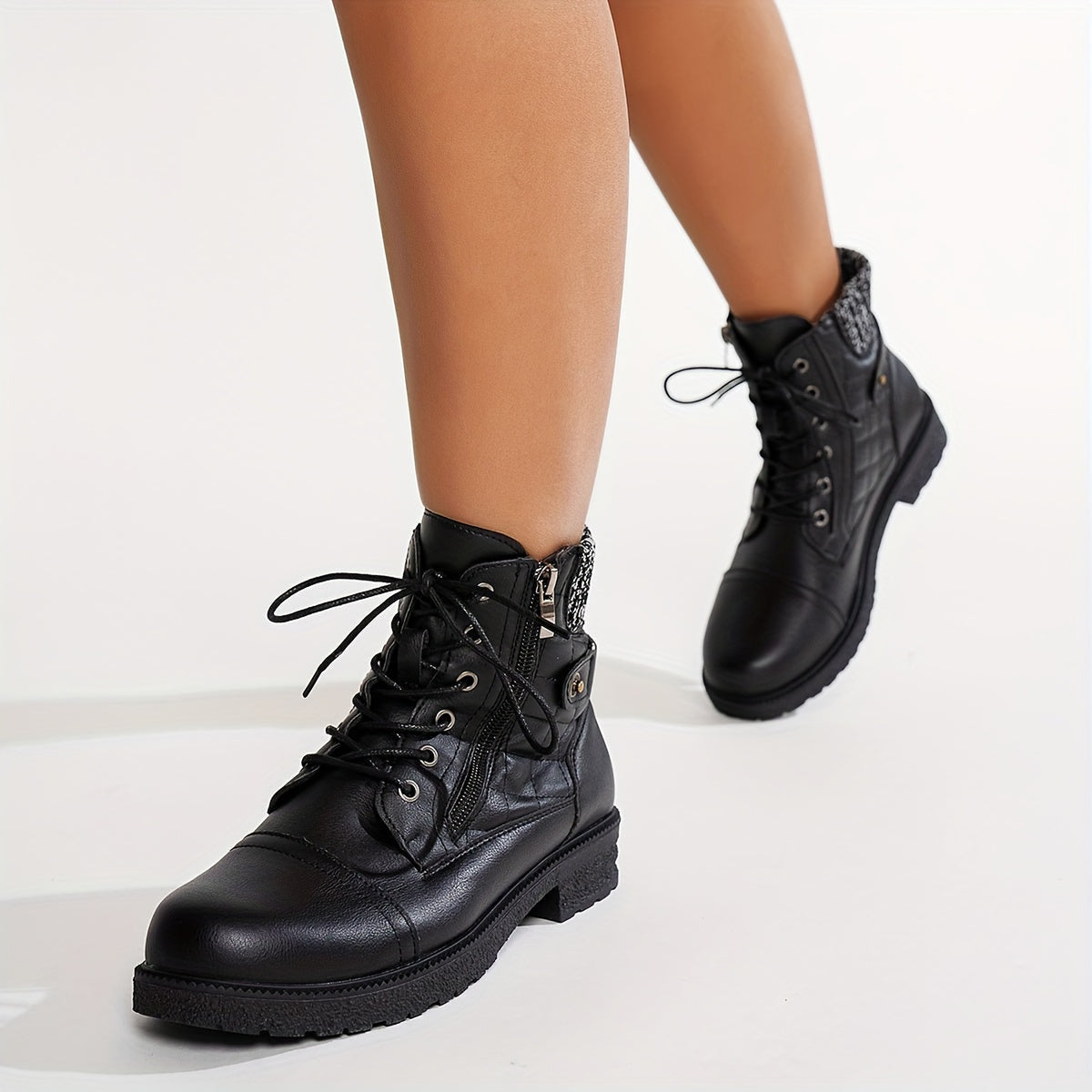 Bottines à lacets et fermeture éclair
