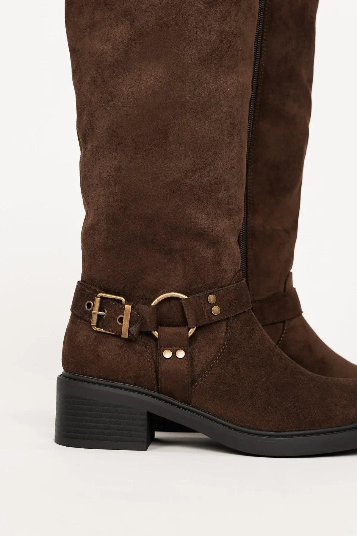 Bottes style équestre à boucles