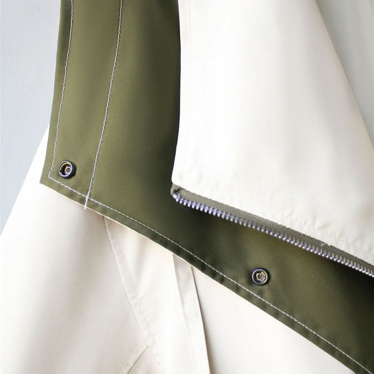 Louna | Veste à capuche et taille ajustable