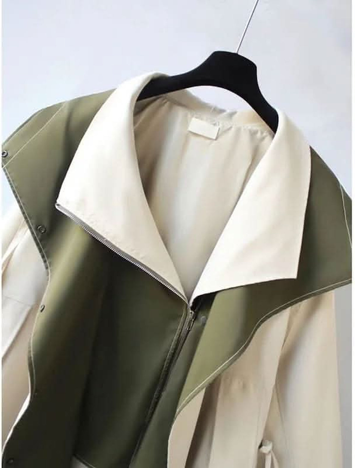 Louna | Veste à capuche et taille ajustable