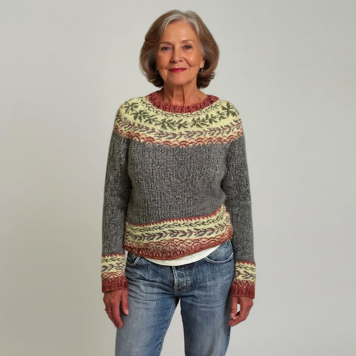 Pull gris à empiècement nordique coloré