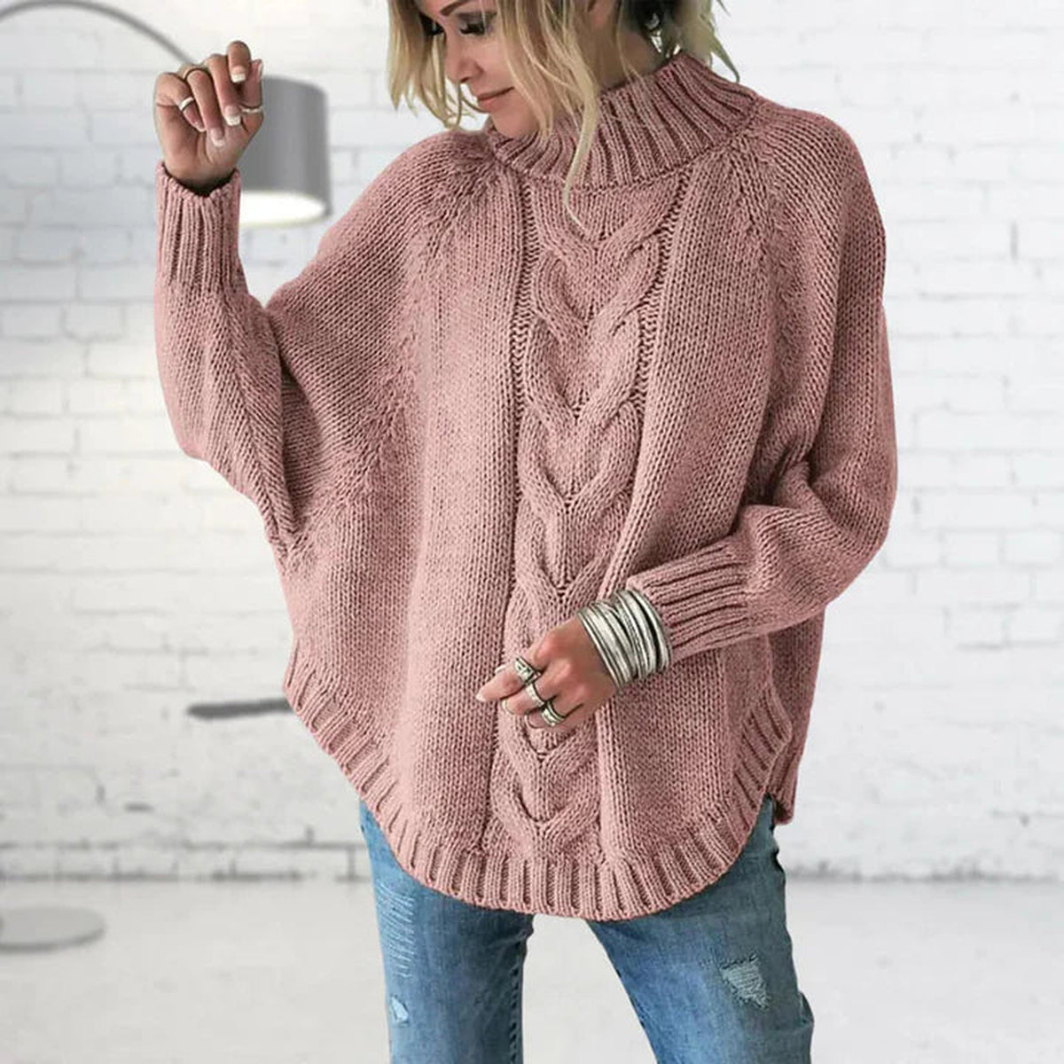 Pull oversize torsadé à col roulé