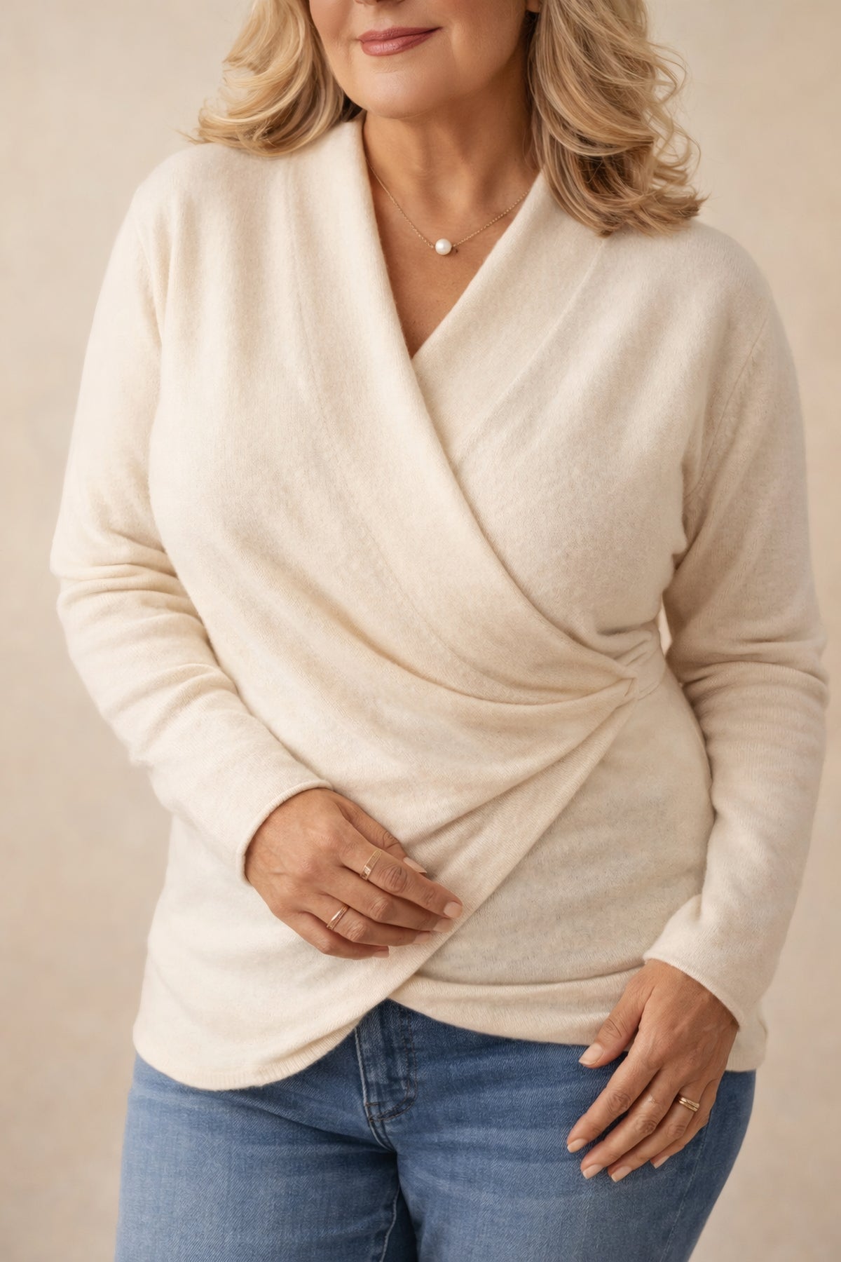 Pull à encolure croisée