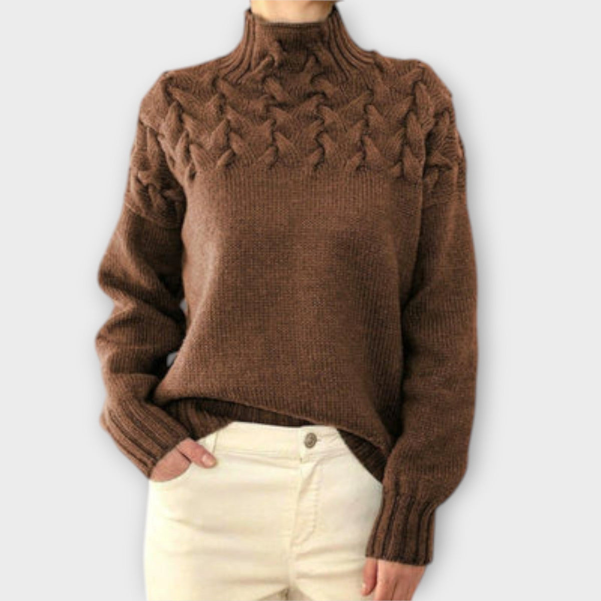 Eva | Pull noir à détails torsadés