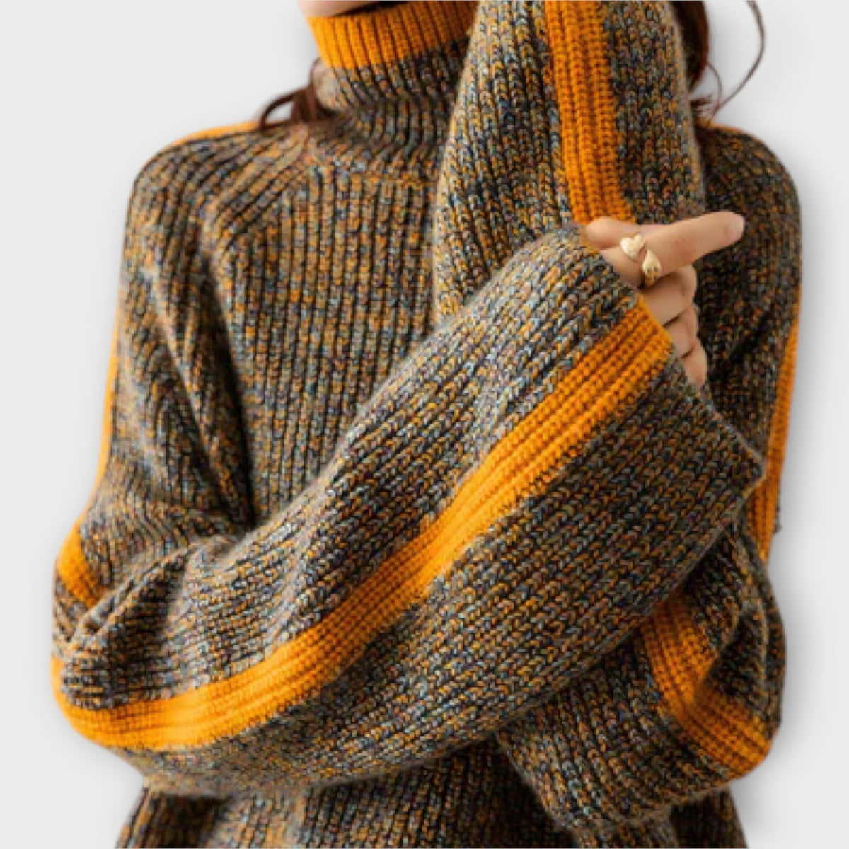 Breseis | Pull brun rayé à col roulé