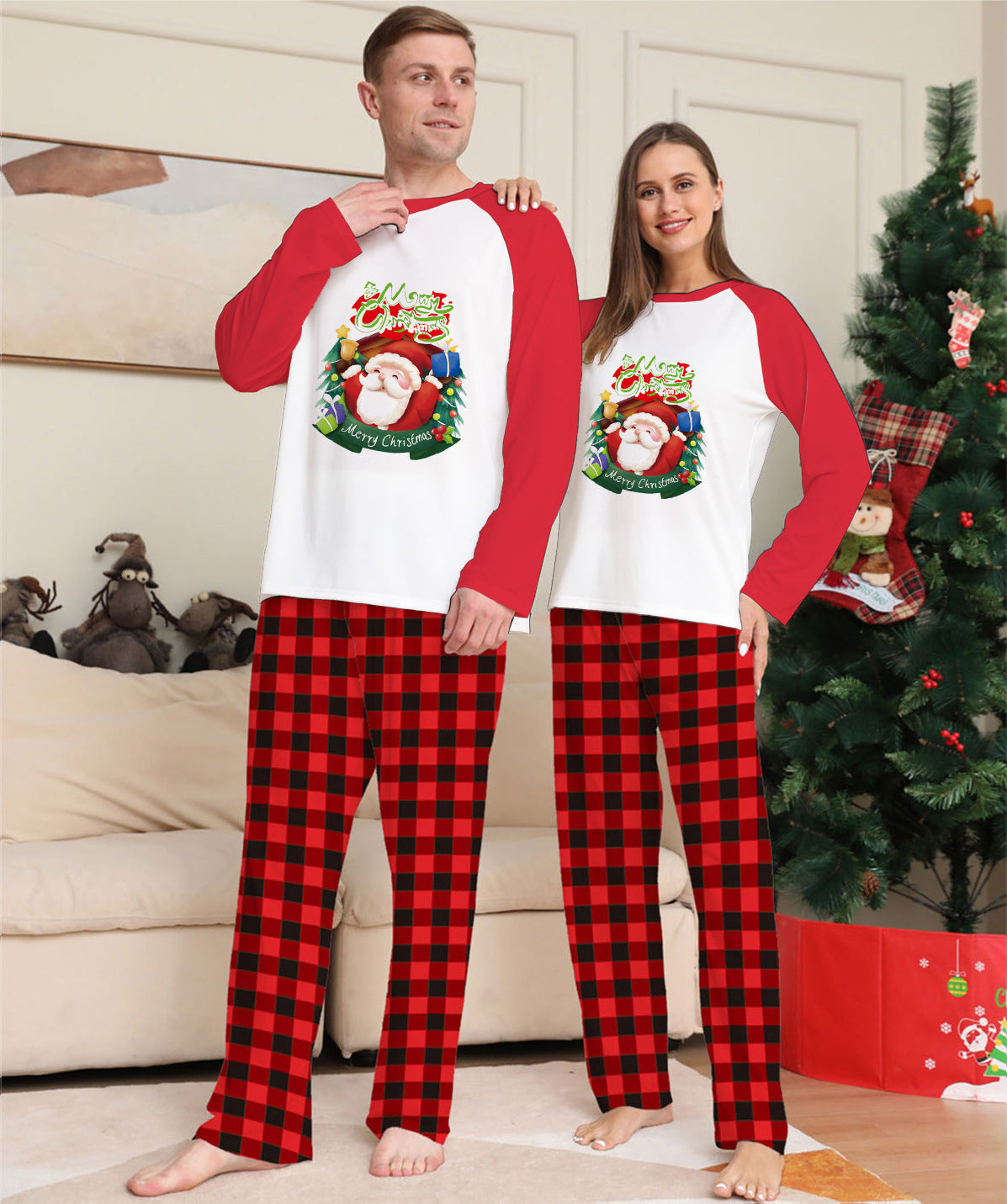 Pyjama de Noël à Père Noël et pantalon à carreaux — Amielle Paris