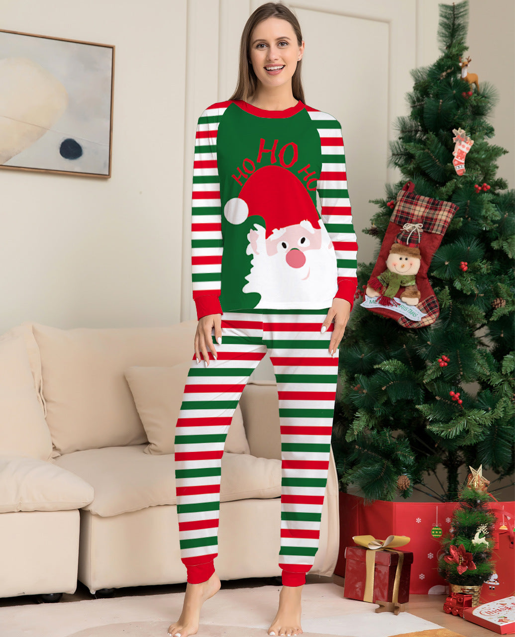 Pyjama de Noël à Père Noël et pantalon rayé — Amielle Paris