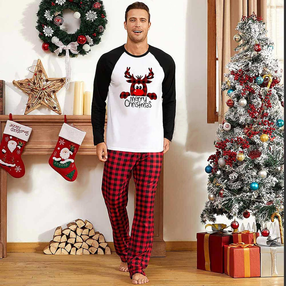 Pyjama de Noël à renne et pantalon à carreaux — Amielle Paris