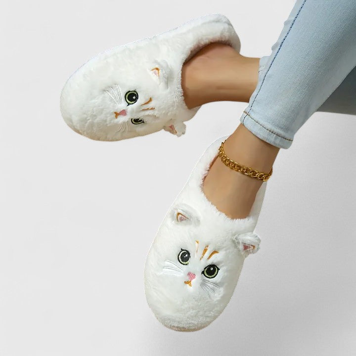 Chaussons duveteux à motif chat — Amielle Paris