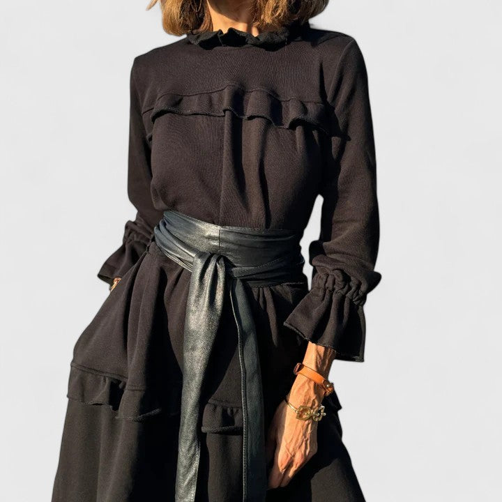 Robe midi noire à volants et manches longues — Amielle Paris