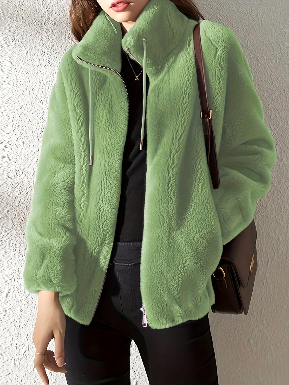 Veste zippée effet peau lainée à col montant — Amielle Paris