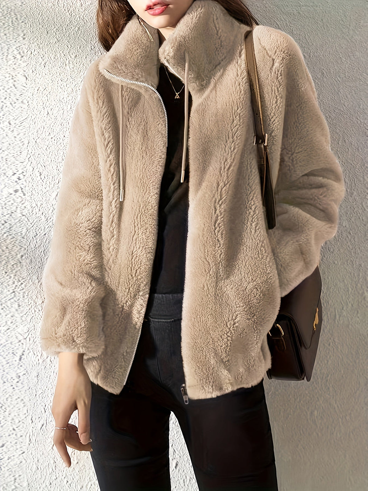 Veste zippée effet peau lainée à col montant — Amielle Paris
