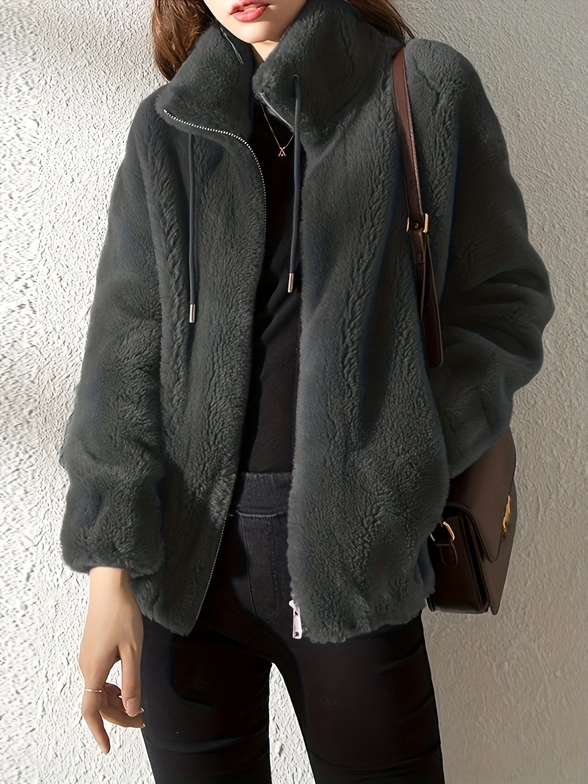 Veste zippée effet peau lainée à col montant — Amielle Paris
