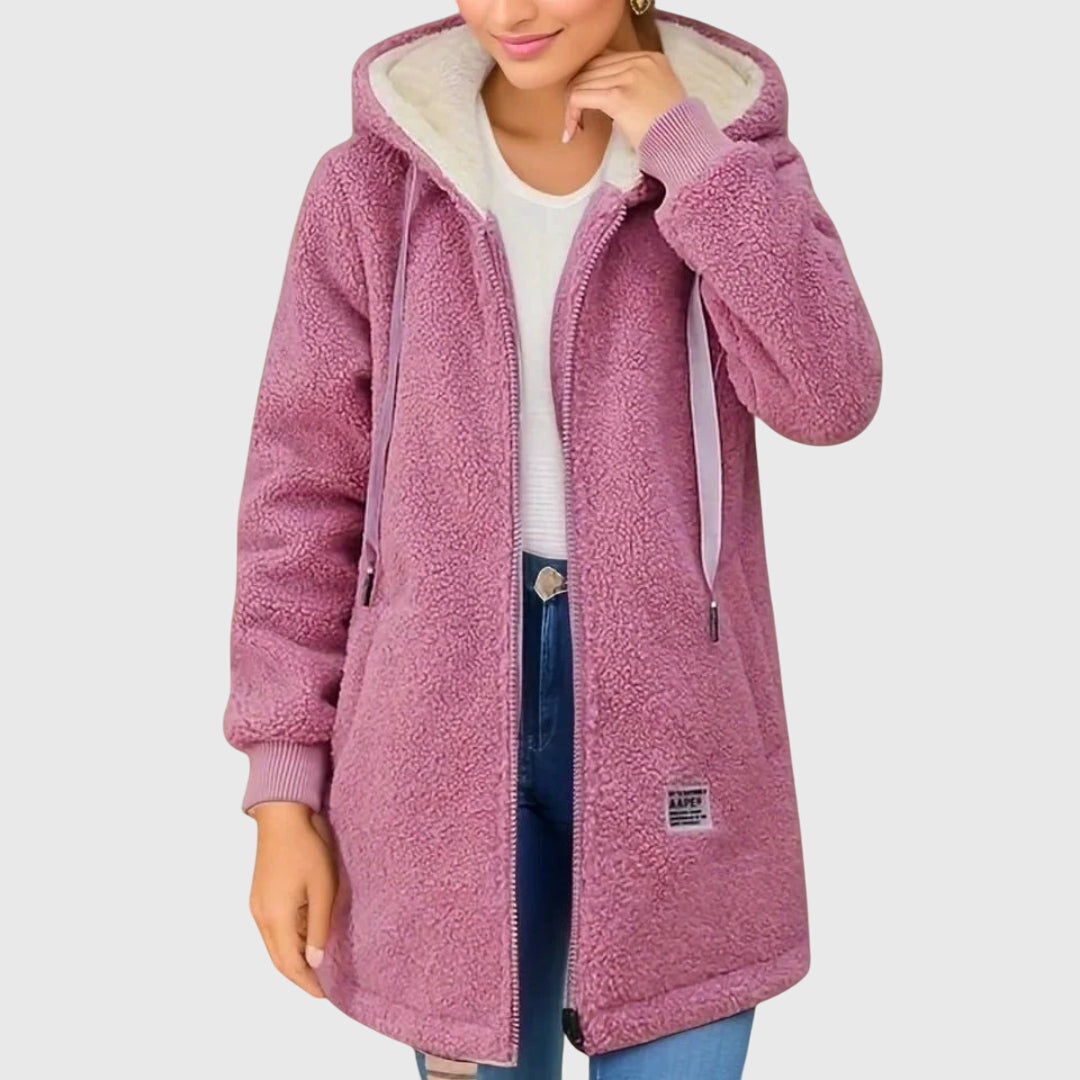 Veste longue en polaire effet peluche à capuche — Amielle Paris