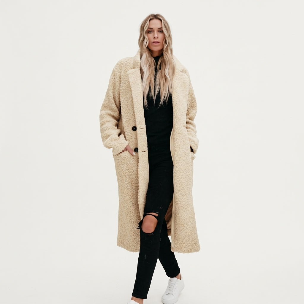 Manteau long en polaire effet peluche boutonné — Amielle Paris