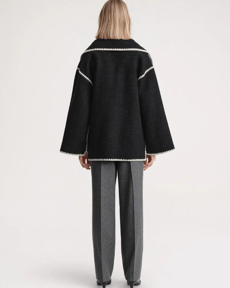 Freya | Veste cape en laine à franges — Amielle Paris