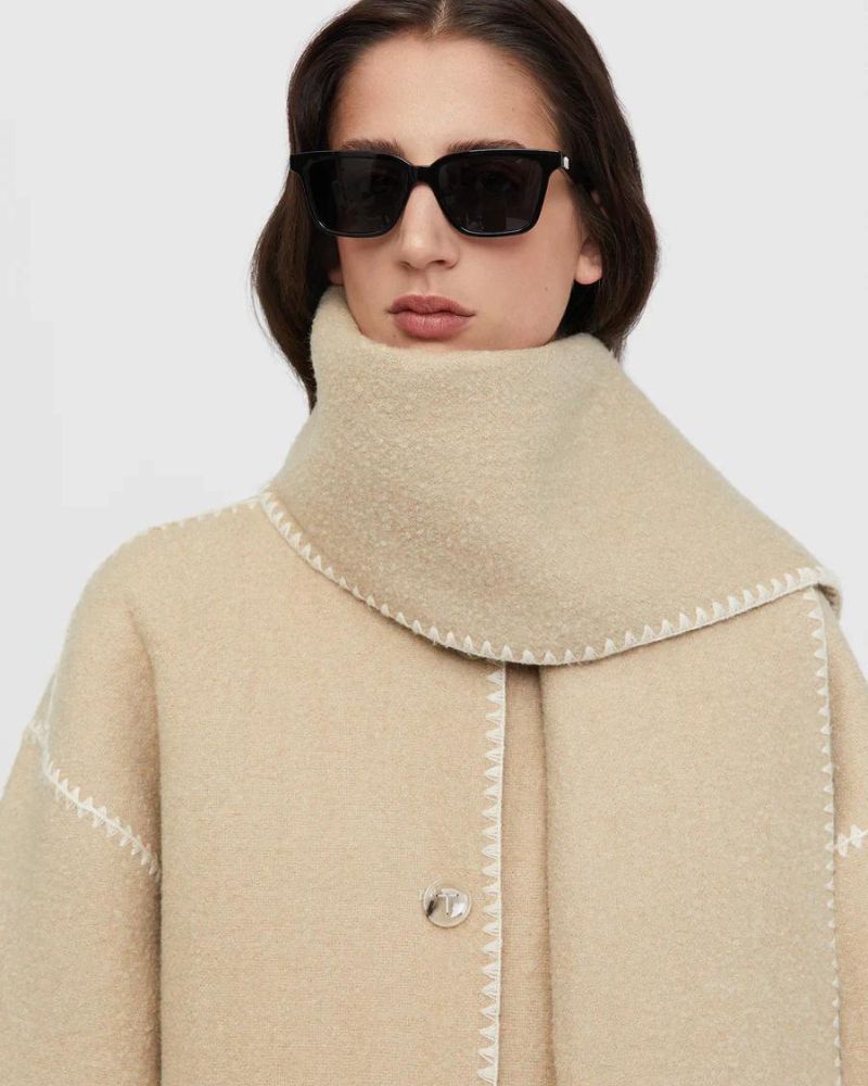 Freya | Veste cape en laine à franges — Amielle Paris