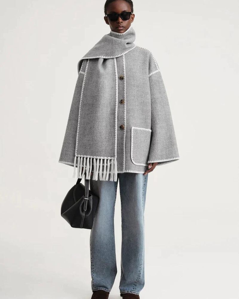 Freya | Veste cape en laine à franges — Amielle Paris
