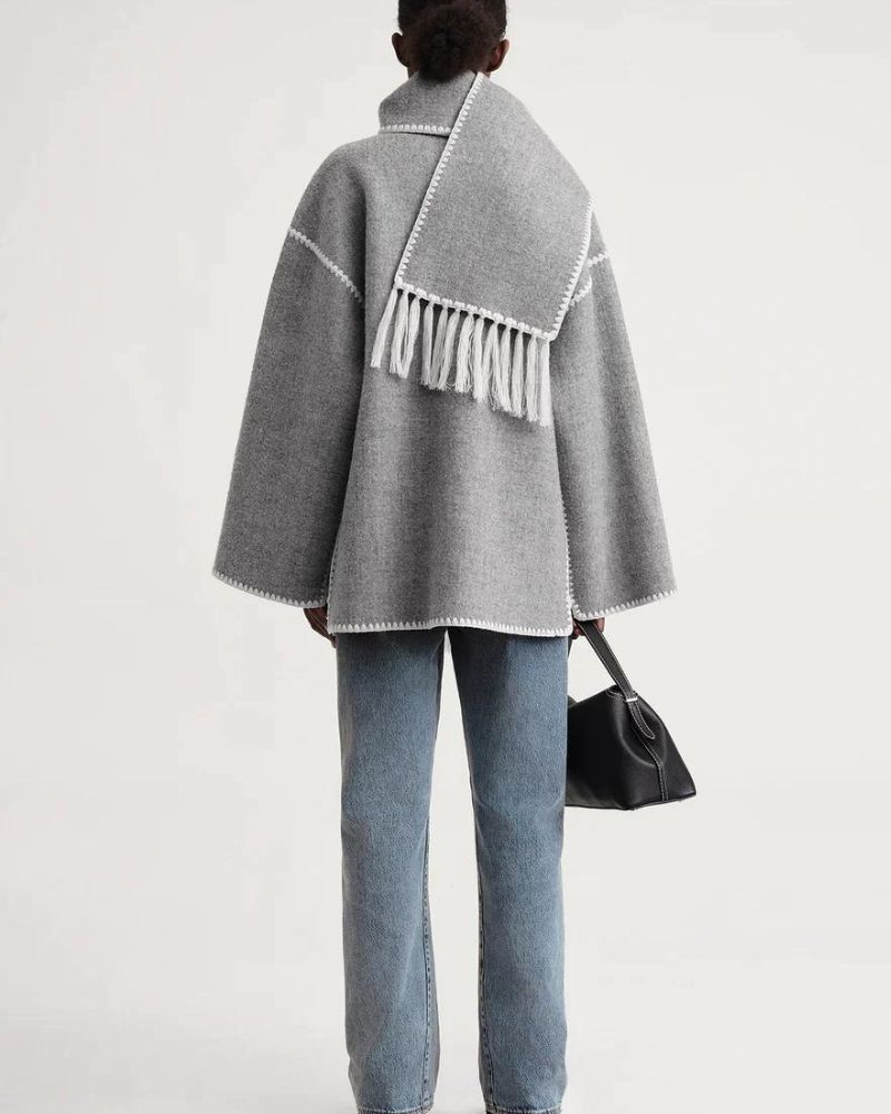 Freya | Veste cape en laine à franges — Amielle Paris