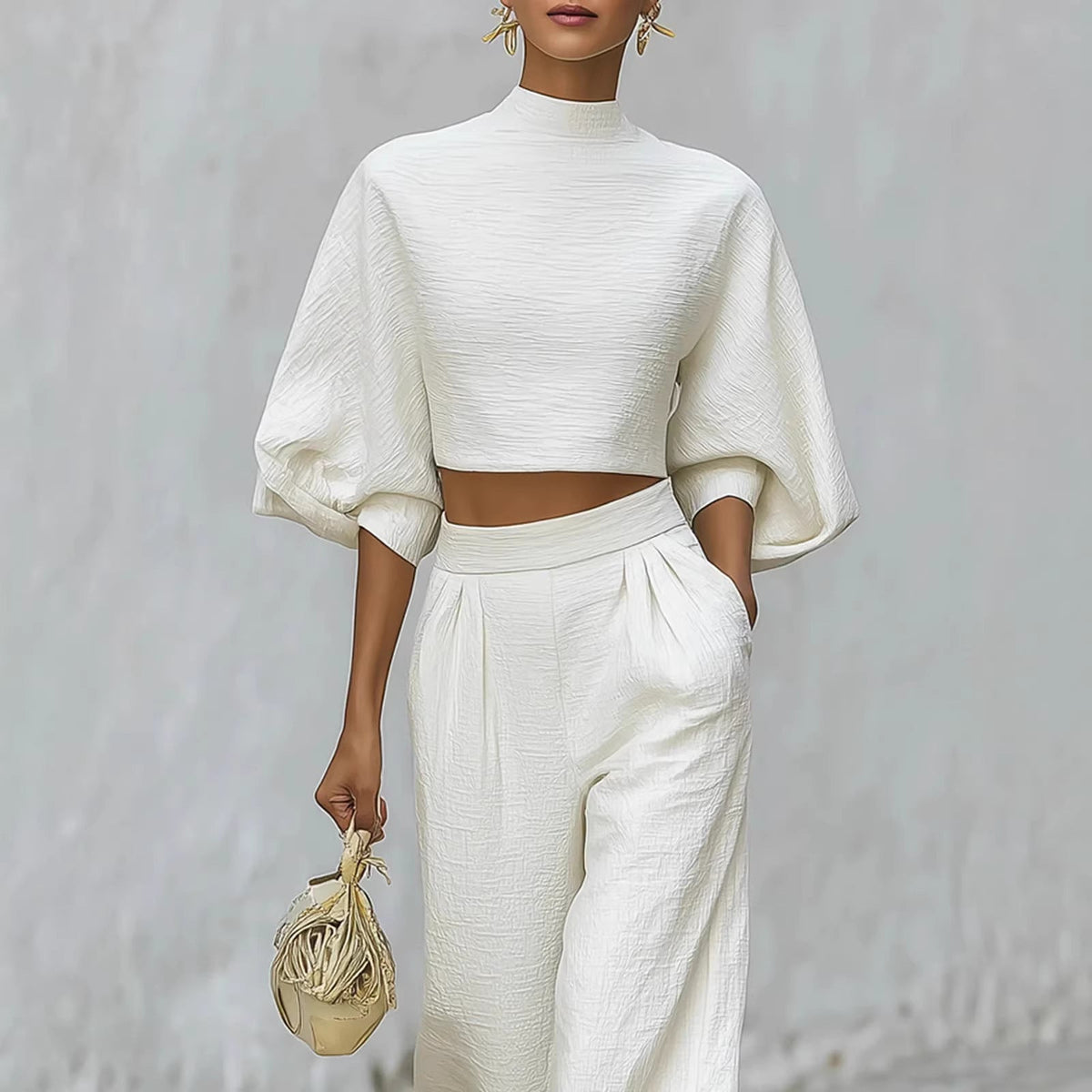 Théa | Ensemble blanc texturé avec haut court et pantalon large — Amielle Paris