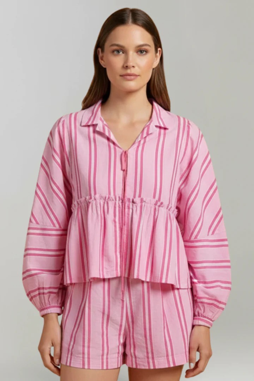 Camille | Ensemble d’intérieur rayé avec haut et short — Amielle Paris