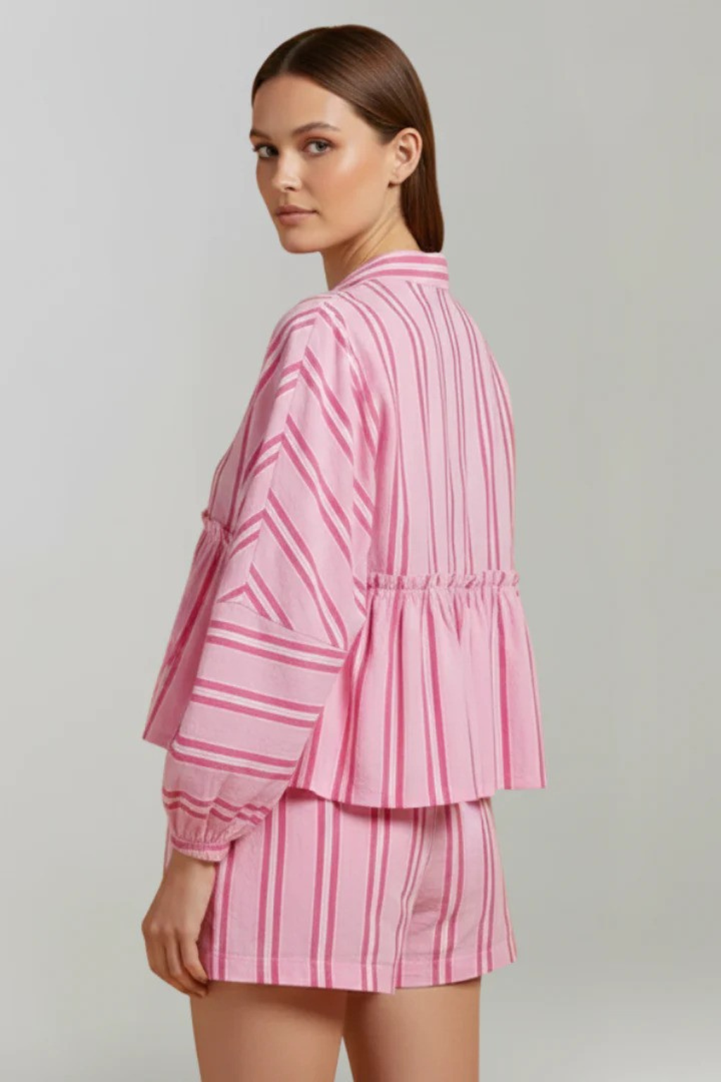 Camille | Ensemble d’intérieur rayé avec haut et short — Amielle Paris