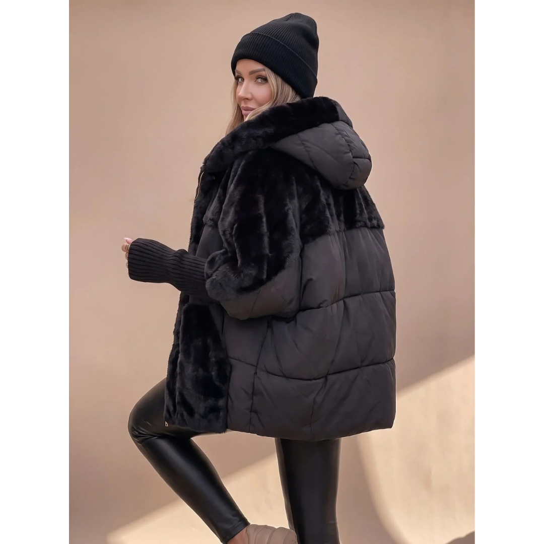 Marina — Doudoune à capuche en fausse fourrure — Amielle Paris