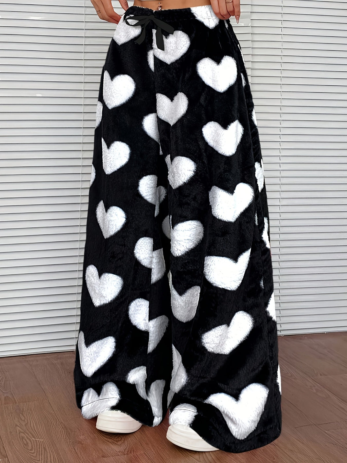 Pantalon large à carreaux en maille peluche — Amielle Paris