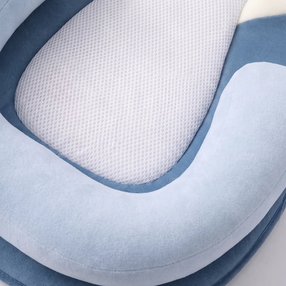 Coussin bébé ovale en coton — 59 × 40 cm — vue 5