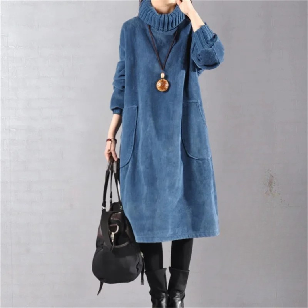 Robe pull midi à col roulé et poches plaquées — Amielle Paris