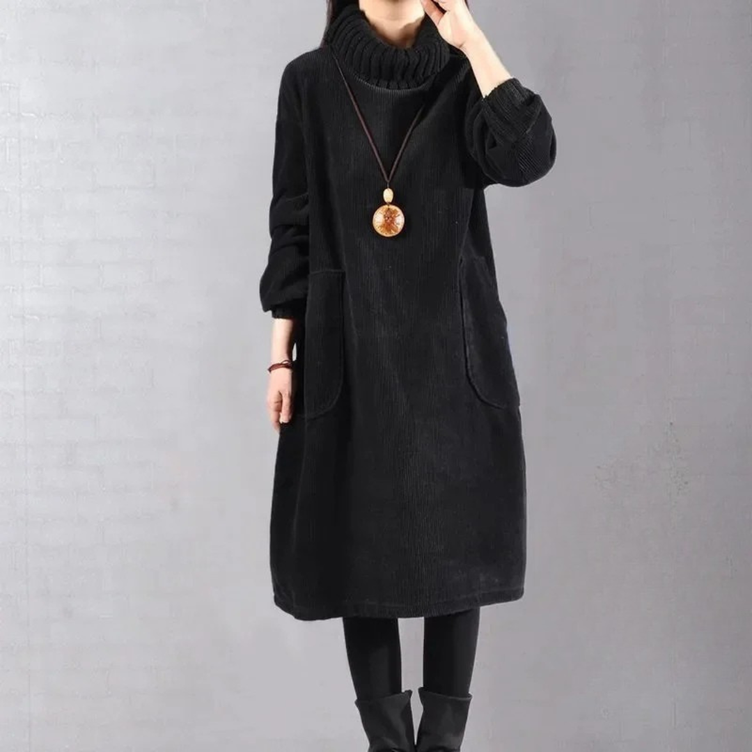 Robe pull midi à col roulé et poches plaquées — Amielle Paris