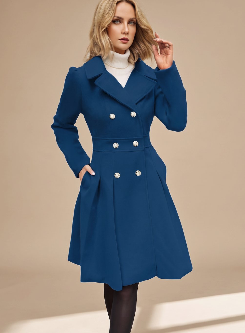 Manteau croisé à coupe cintrée et évasée — Amielle Paris