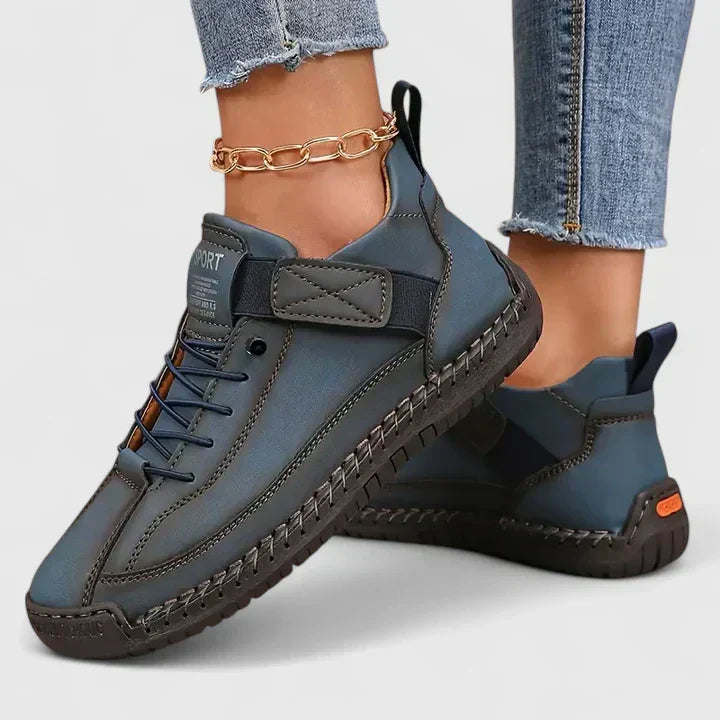 Chaussures à lacets et coutures apparentes — Amielle Paris