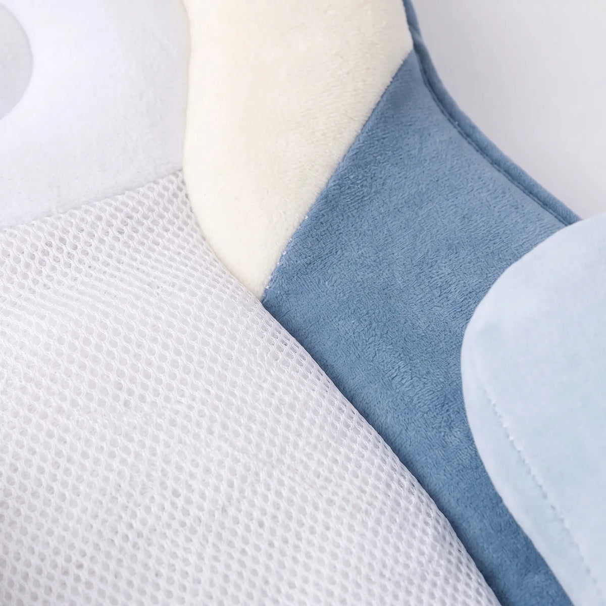 Coussin bébé ovale en coton — 59 × 40 cm — vue 9