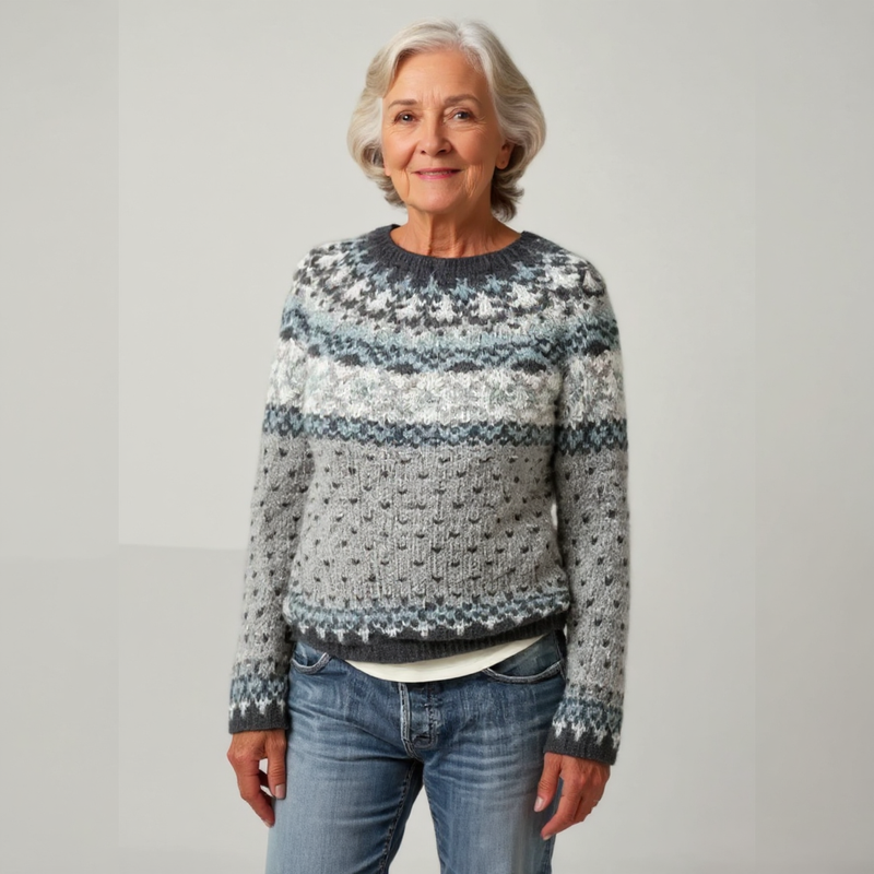 Pull gris à motifs nordiques sur l’ensemble