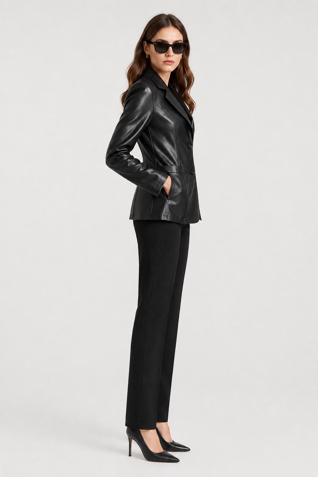 Blazer cintré à l'aspect cuir Heidi — Amielle Paris