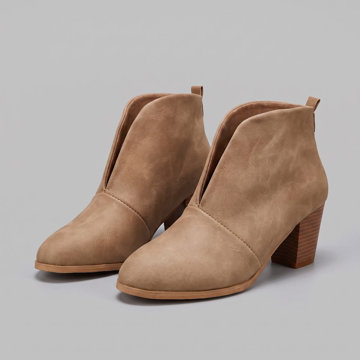 Manon | Bottines à échancrure en V