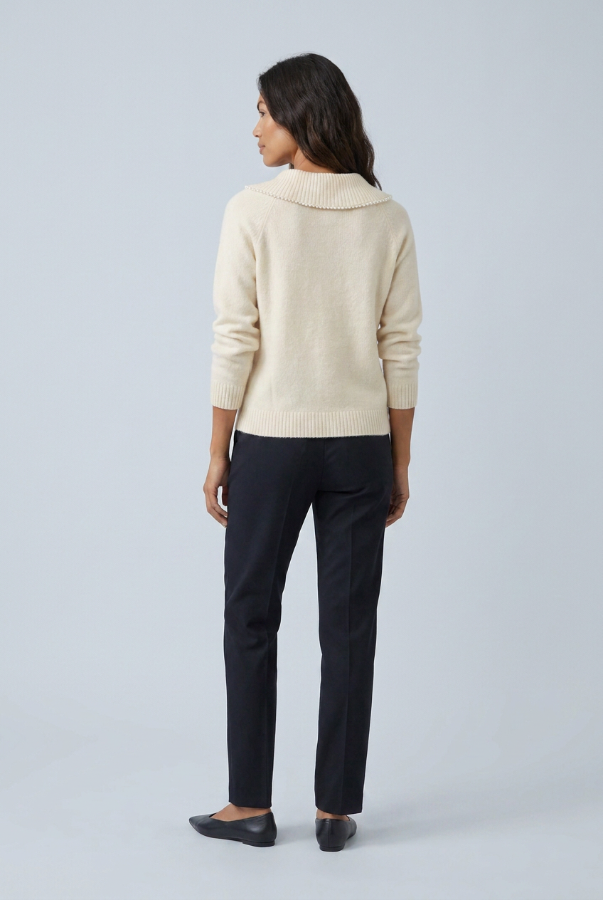 Pull à col asymétrique perlé — Camille — Amielle Paris