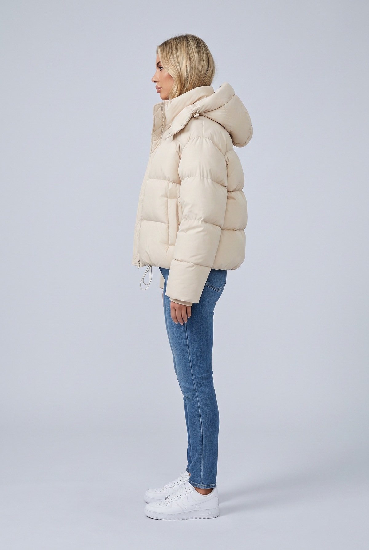 Doudoune courte à capuche Anaïs — Amielle Paris