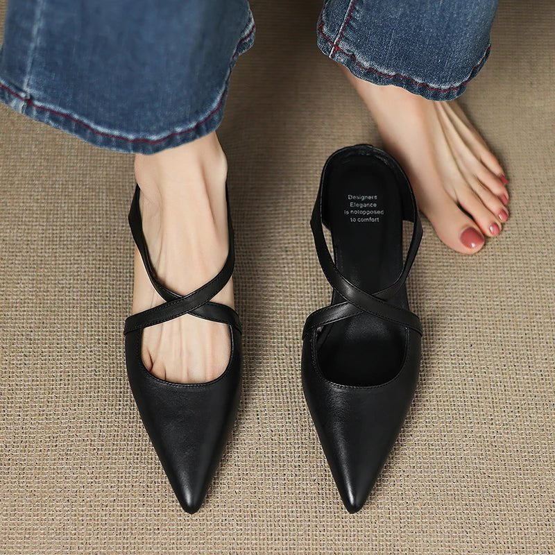 Mules à brides croisées et petit talon — Amielle Paris