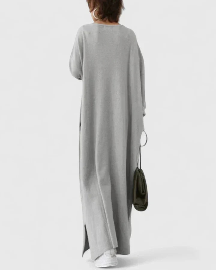 Robe pull longue ample à col V — Amielle Paris