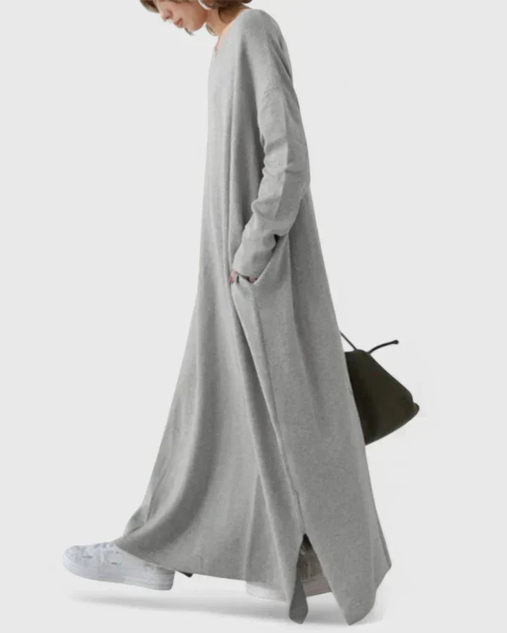 Robe pull longue ample à col V — Amielle Paris
