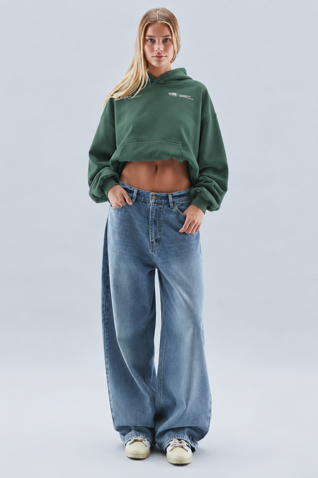 Sweat ample à capuche en molleton — Amielle Paris
