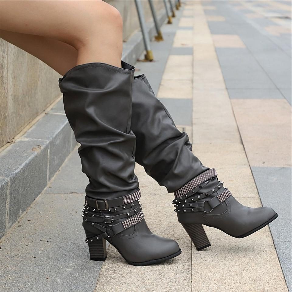 Bottes hautes souples à brides cloutées — Amielle Paris