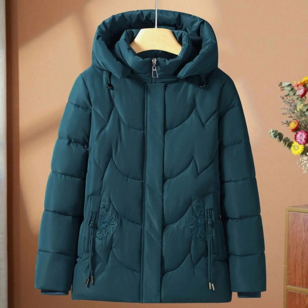 Greta — Veste matelassée à détails fleuris — Amielle Paris